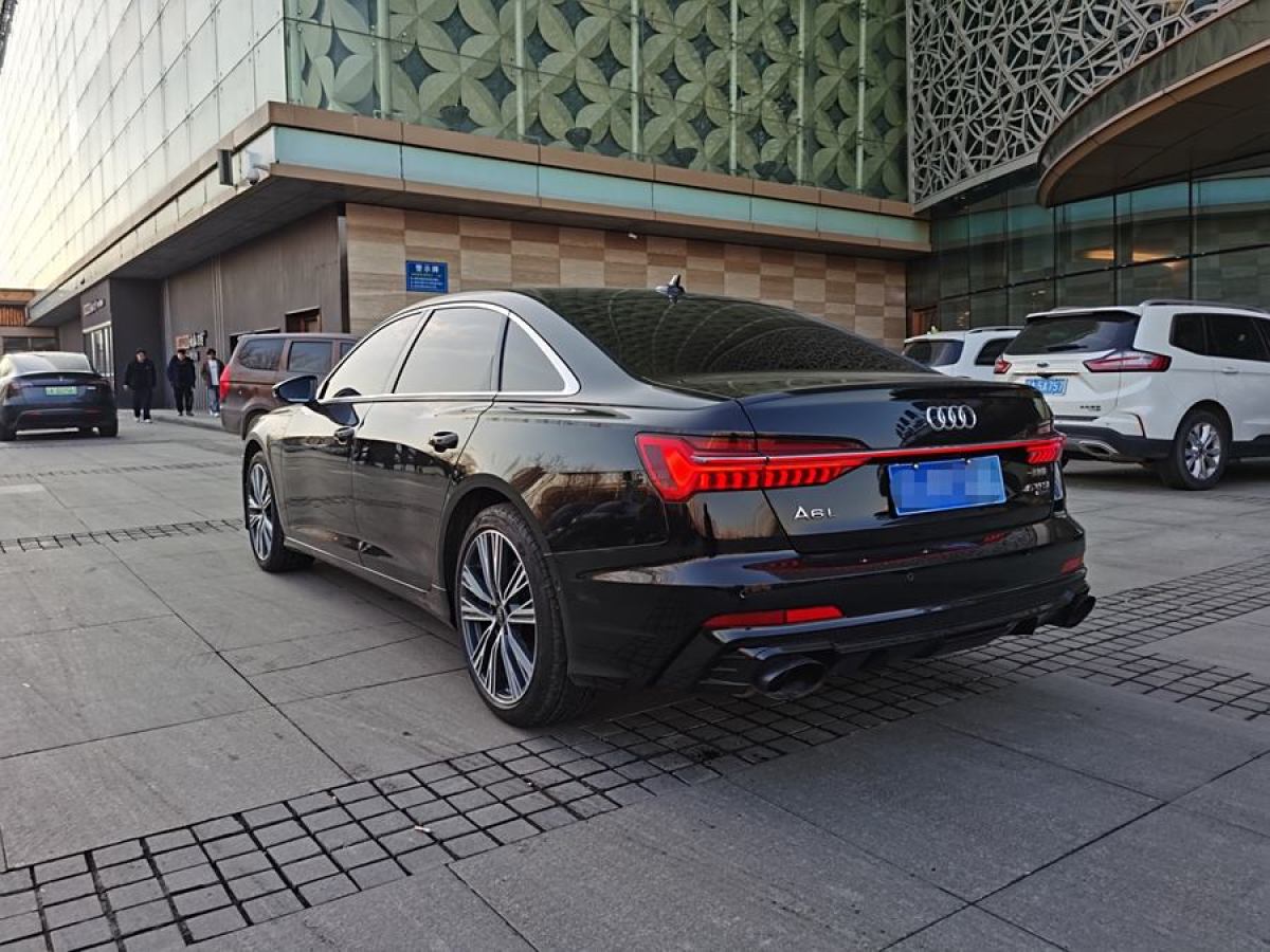 奧迪 奧迪A6L  2022款 45 TFSI quattro 臻選致雅型圖片