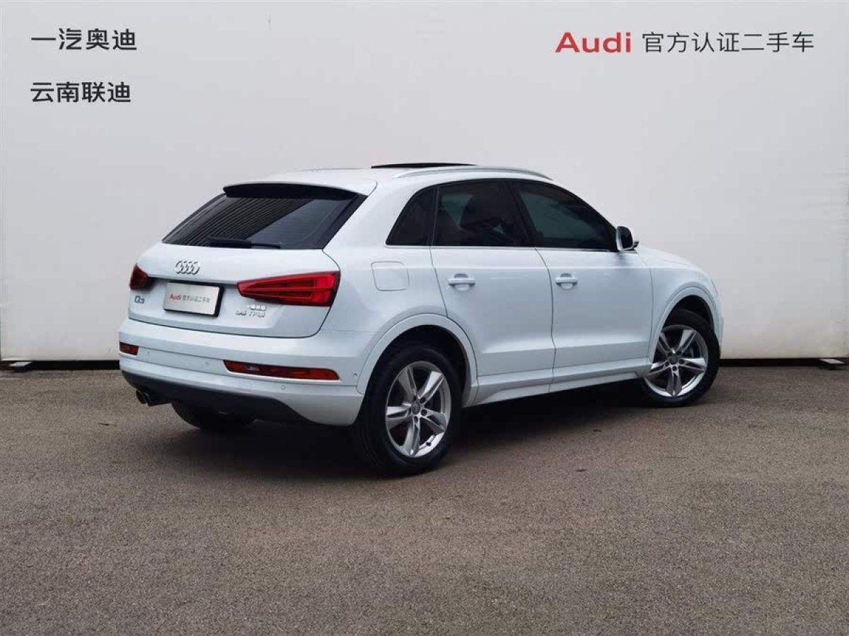 奧迪 奧迪Q3  2016款 35 TFSI 風(fēng)尚型圖片