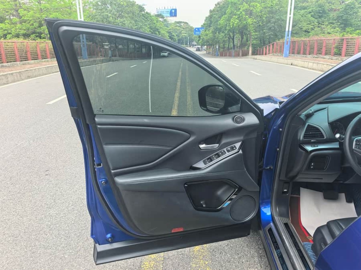 謳歌 CDX  2021款 1.5T 兩驅(qū)悅享版圖片