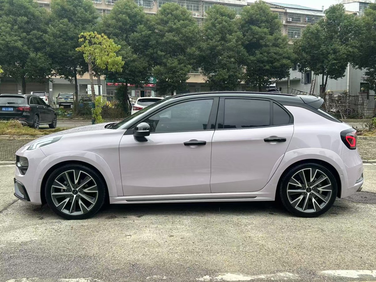 領(lǐng)克 領(lǐng)克02 Hatchback  2022款 2.0TD Pro圖片