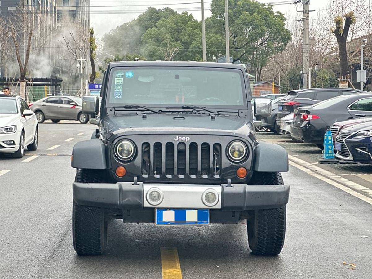 Jeep 牧馬人  2008款 3.8L Sahara 兩門版圖片