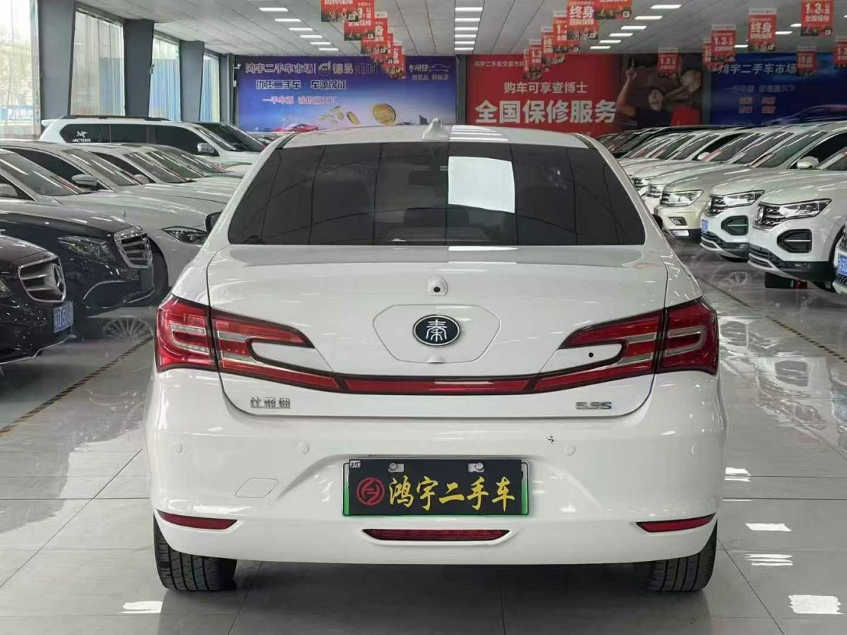 比亞迪 秦Pro  2018款 1.5L 手動(dòng)智聯(lián)鋒動(dòng)型圖片