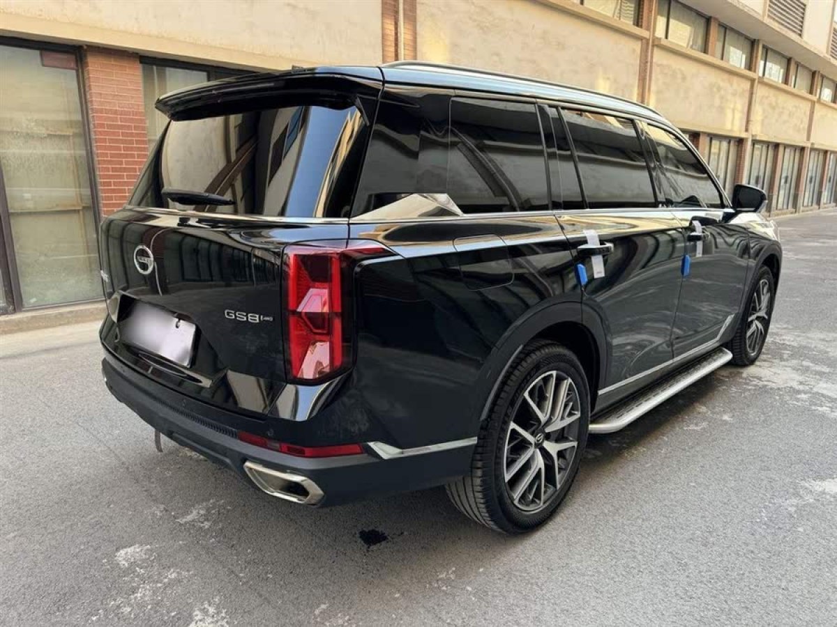 廣汽傳祺 GS8  2022款 領(lǐng)航系列 2.0TGDI 四驅(qū)豪華智聯(lián)版（七座）圖片