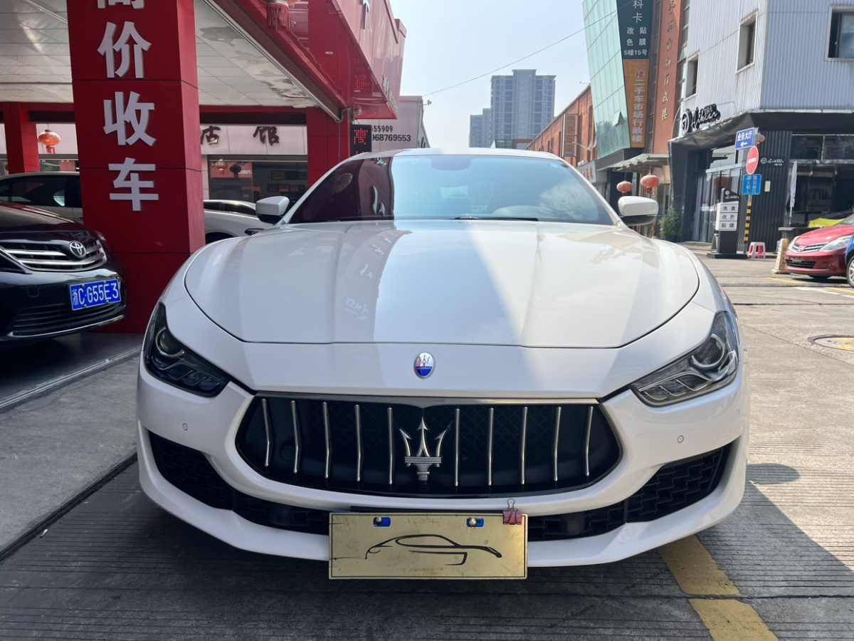 瑪莎拉蒂 Ghibli  2018款 3.0T 標(biāo)準(zhǔn)版圖片