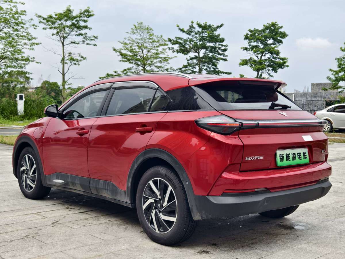 哪吒 哪吒U  2020款 520 U創(chuàng)圖片