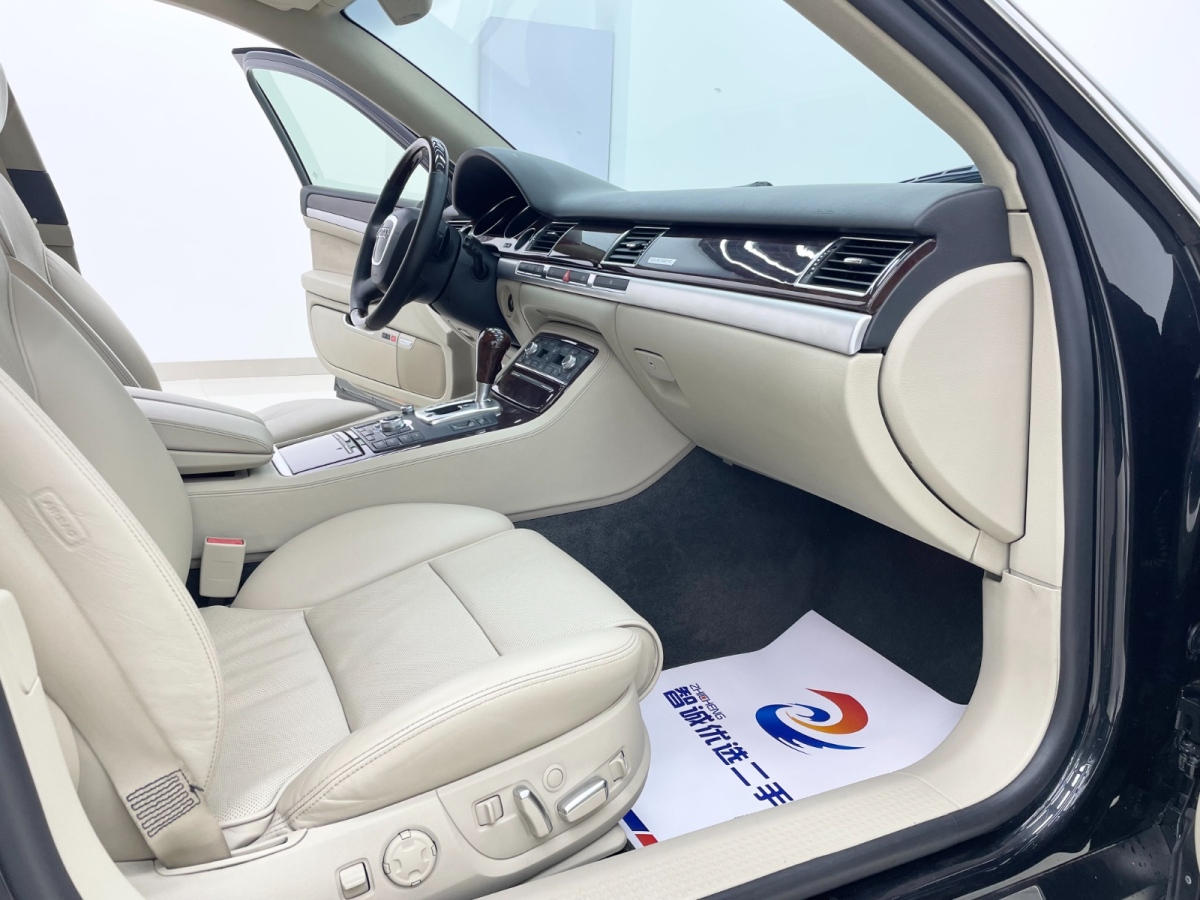 奧迪 奧迪A8  2009款 A8L 4.2 FSI quattro 尊貴型圖片