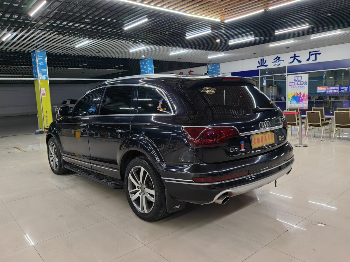 奧迪 奧迪Q7  2011款 3.0 TFSI 舒適型(200kW)圖片