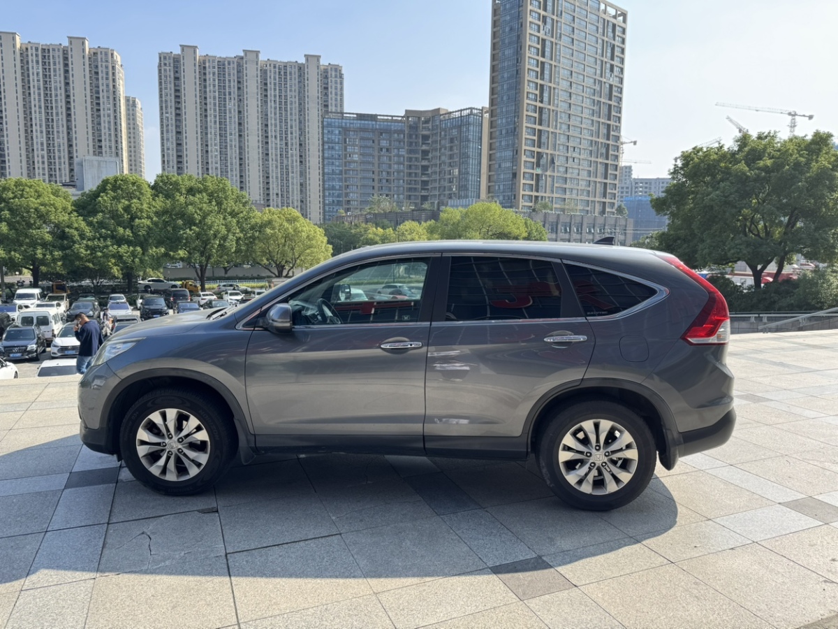 本田 CR-V  2012款 2.4L 四驅(qū)豪華版圖片