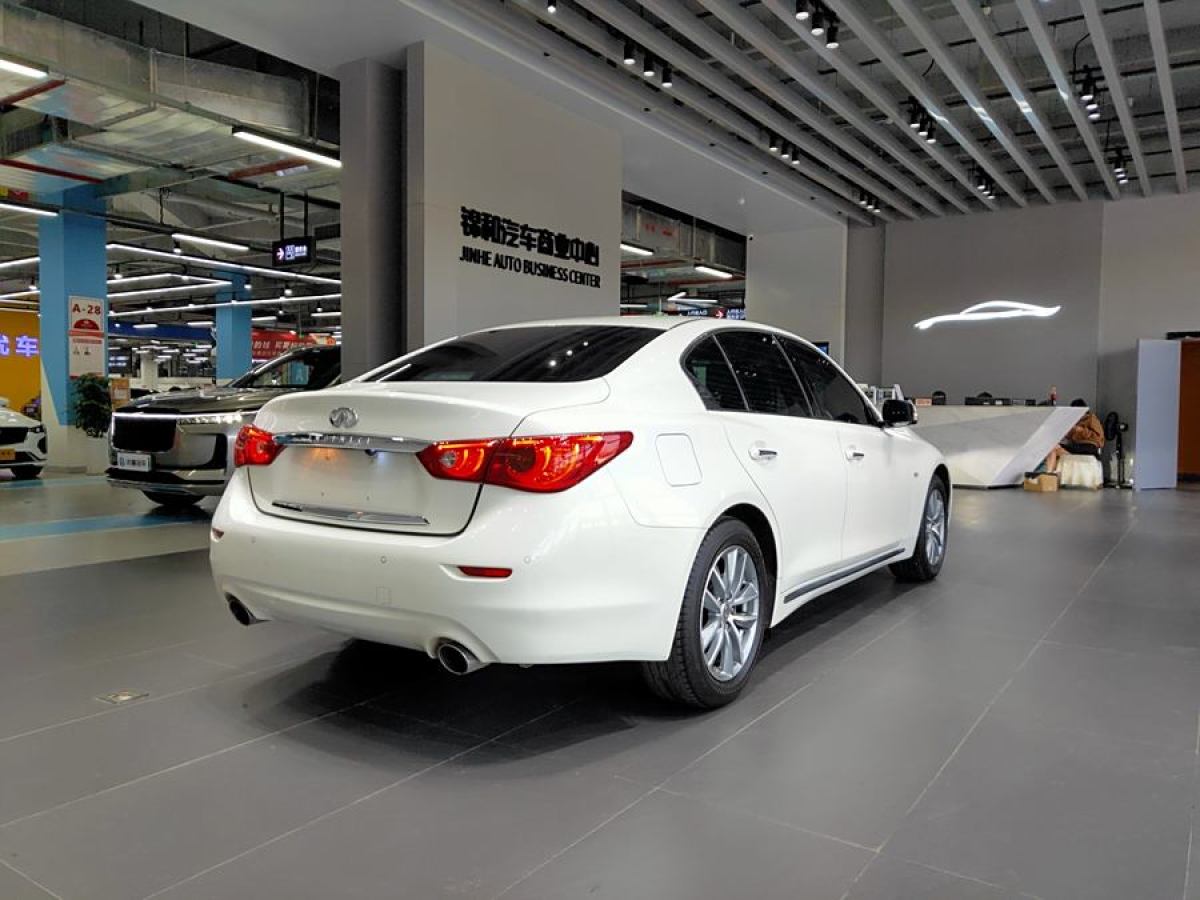 英菲尼迪 Q50L  2016款 2.0T 舒適版圖片