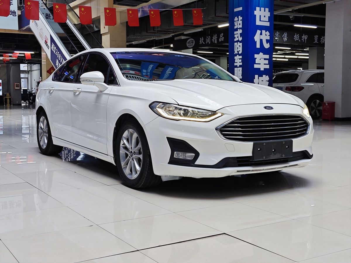 福特 蒙迪歐  2020款 EcoBoost 180 時(shí)尚型圖片