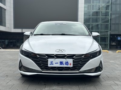 2021年7月 現(xiàn)代 伊蘭特 1.5L LUX尊貴版圖片