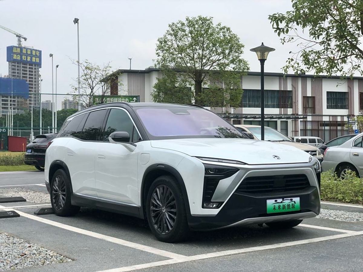 蔚來 ES8  2020款 415KM 基準(zhǔn)版 六座版圖片