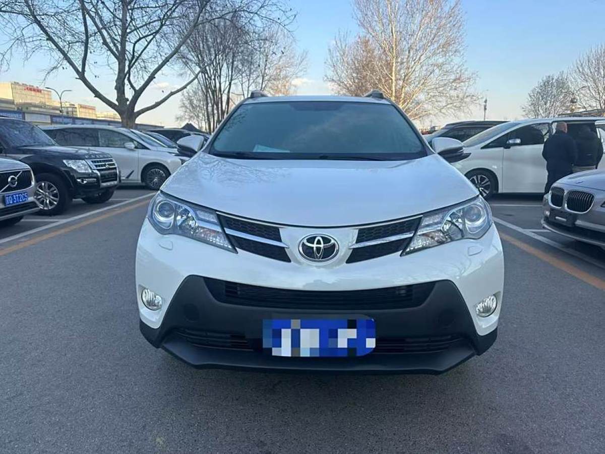 豐田 RAV4榮放  2015款 2.5L 自動(dòng)四驅(qū)精英版圖片