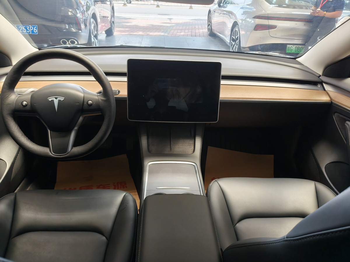 特斯拉 Model 3  2021款 改款 標準續(xù)航后驅升級版圖片