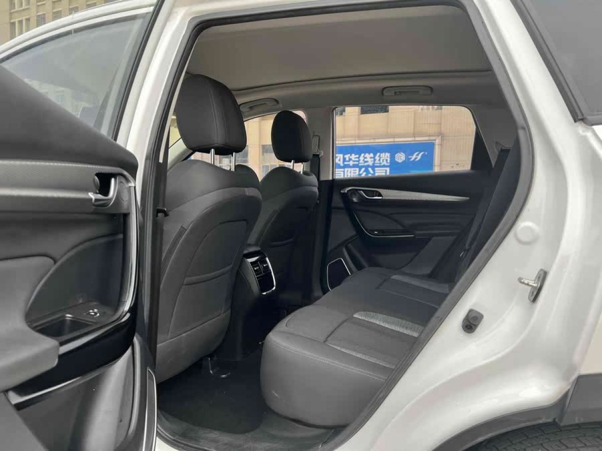 東風(fēng)風(fēng)神 AX7  2020款 1.6T 自動(dòng)AI先鋒型 國(guó)V圖片