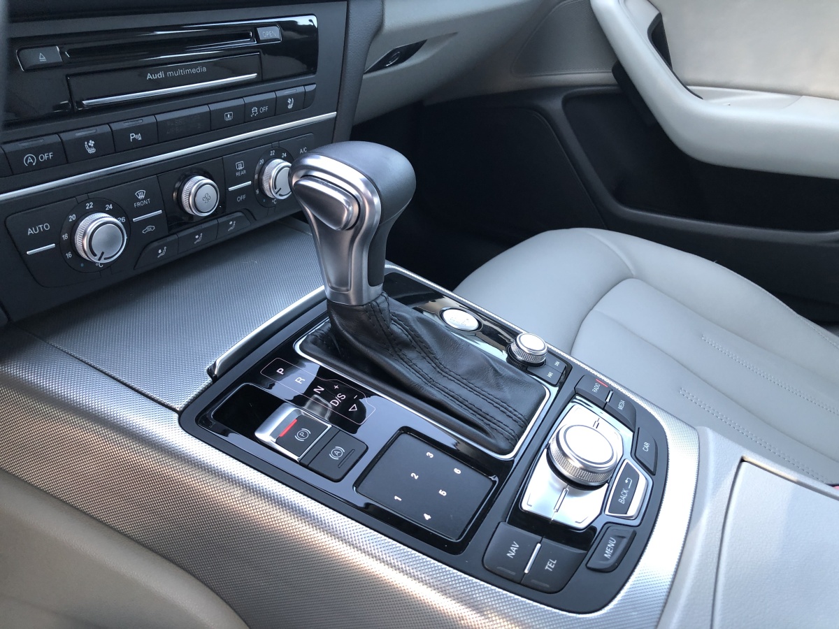 2015年3月奧迪 奧迪A6L  2014款 TFSI 標(biāo)準(zhǔn)型