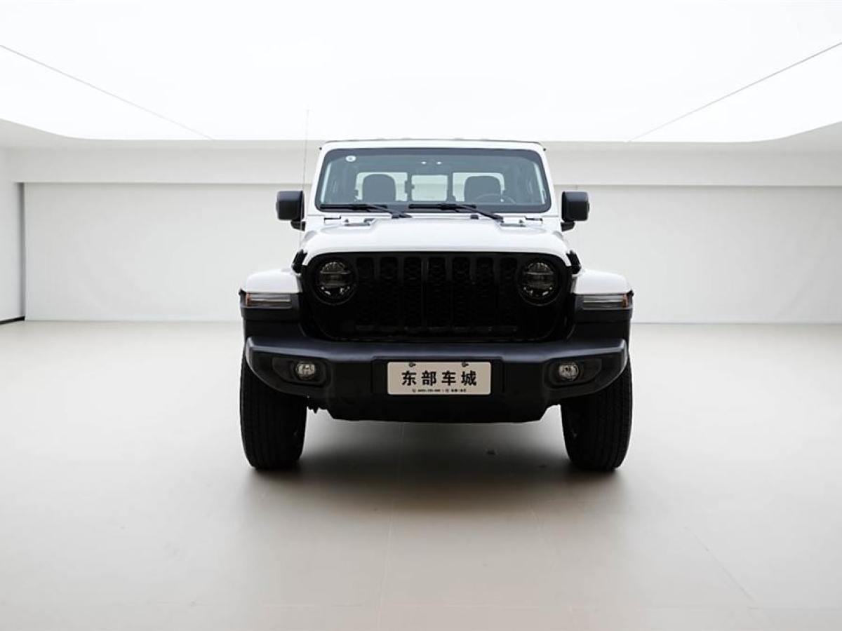 2023年4月Jeep 角斗士  2023款 3.6L Overland