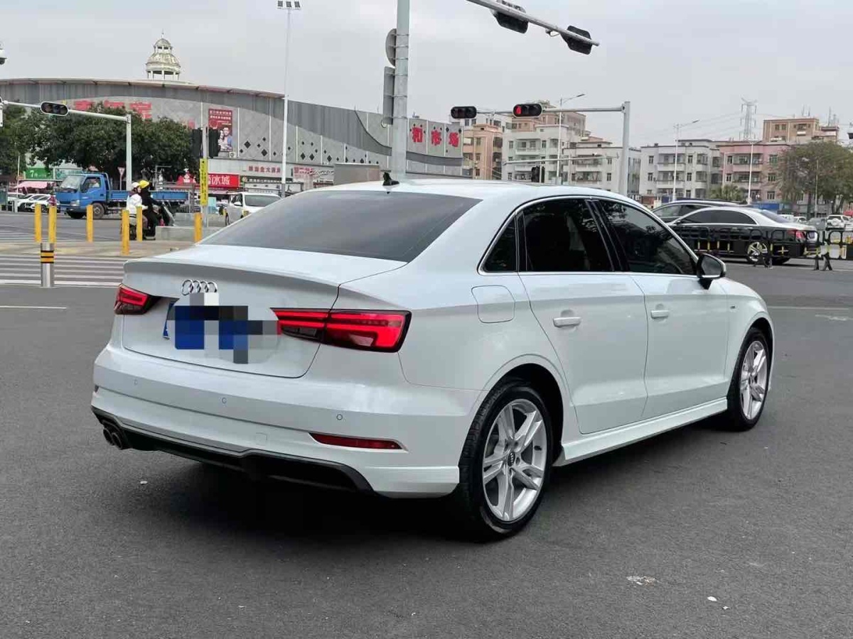 奧迪 奧迪A3  2019款 Limousine 35 TFSI 時(shí)尚型 國VI圖片