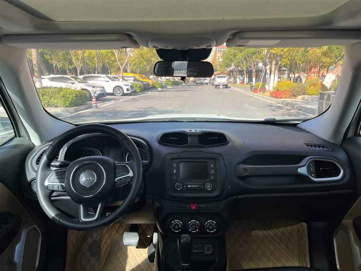 Jeep 自由俠  2016款 1.4T 自動勁能版圖片