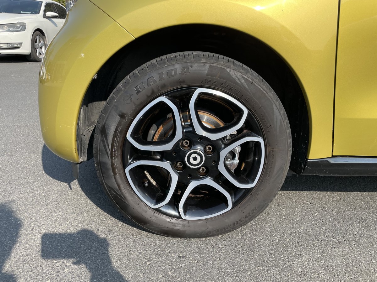 smart forfour  2018款 0.9T 66千瓦先鋒版圖片