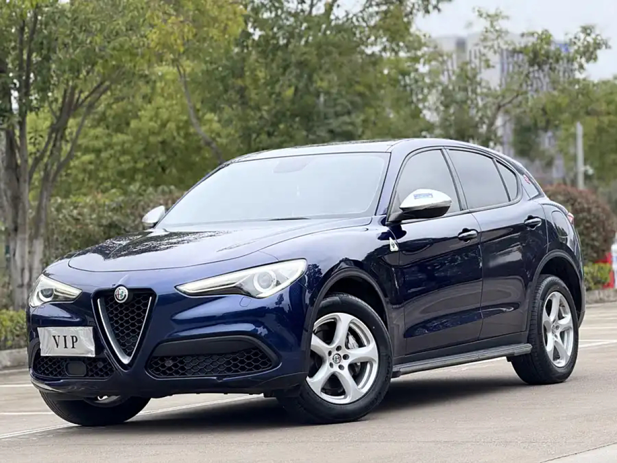 阿爾法·羅密歐 Stelvio  2017款 2.0T 200HP 精英版圖片