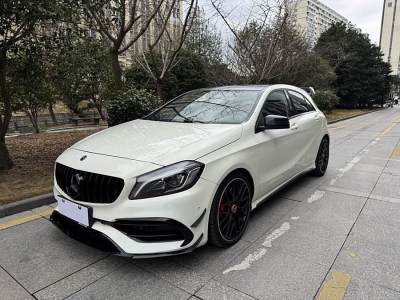 2018年6月 奔馳 奔馳A級(jí)AMG AMG A 45 4MATIC圖片