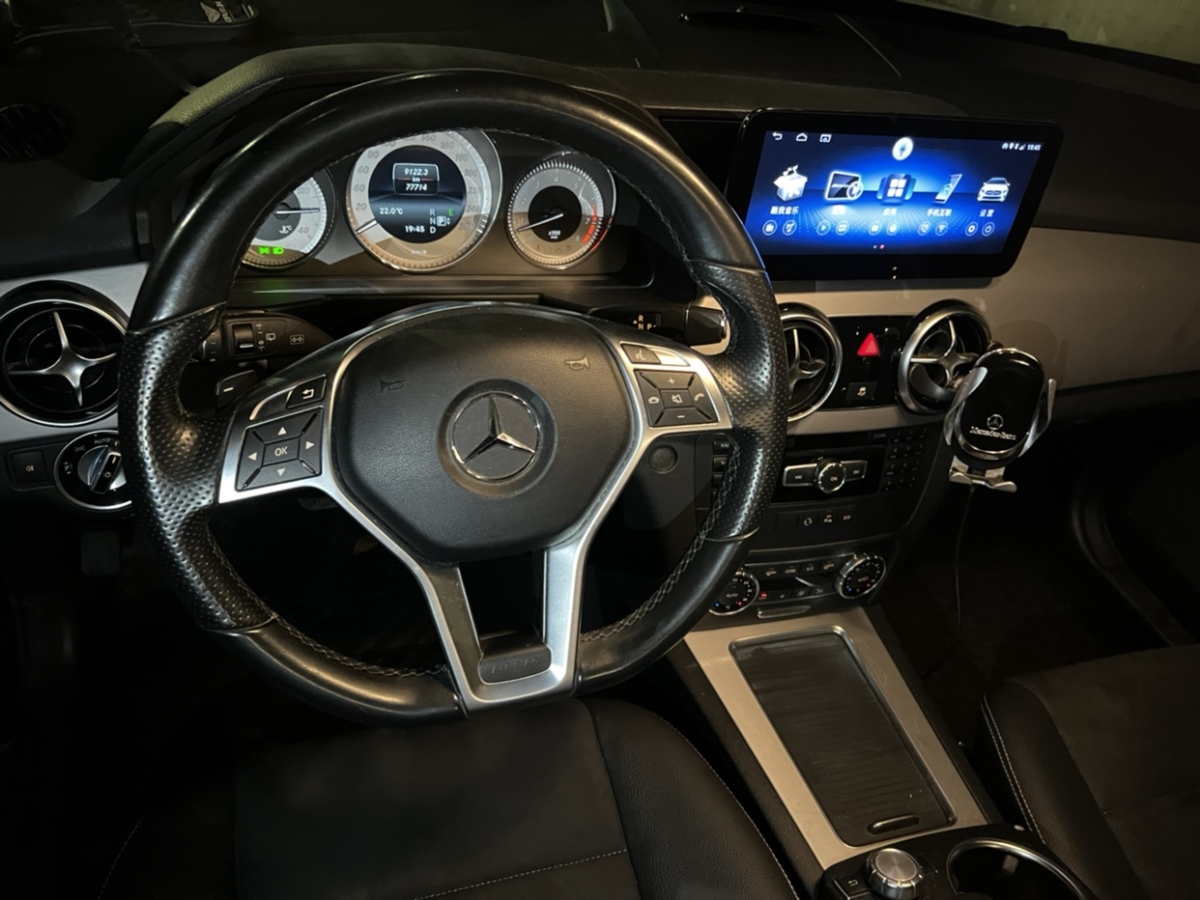 2015年6月奔馳 奔馳GLK級  2015款 GLK 260 4MATIC 動感型 極致版