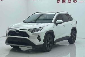 RAV4荣放 丰田 2.0L CVT四驱尊贵版