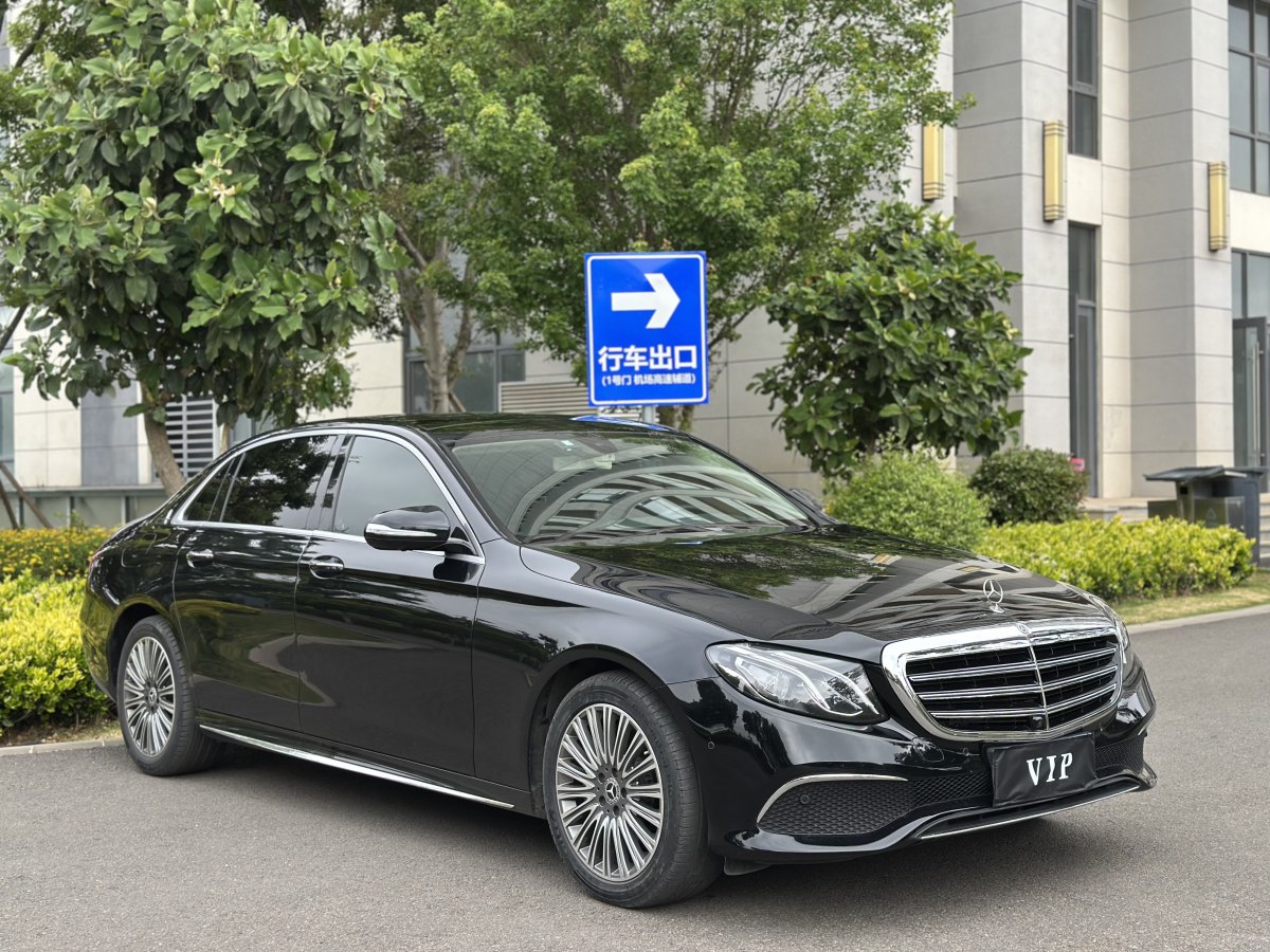 奔馳 奔馳E級  2019款 改款 E 300 L 運(yùn)動時(shí)尚型圖片