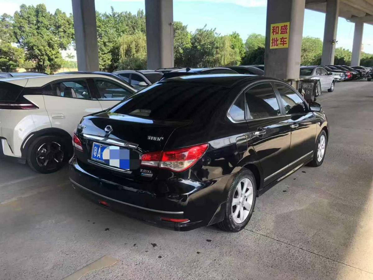 日產(chǎn) 軒逸  2009款 2.0XL CVT科技天窗版圖片