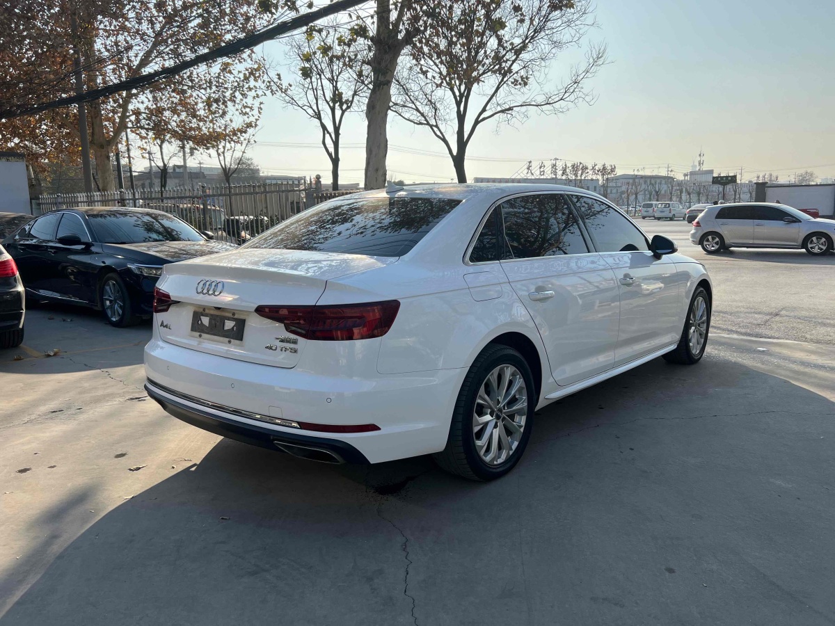 奧迪 奧迪A4L  2019款 40 TFSI 進取型 國V圖片