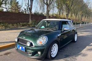 CLUBMAN MINI 1.6T COOPER S