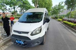全順 福特 2.0T柴油廂式運(yùn)輸車中軸中頂國IV