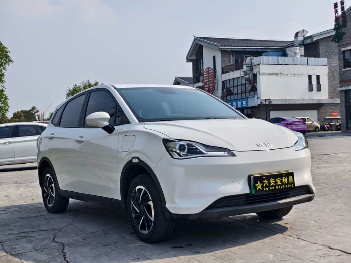 哪吒 哪吒V  2021款 長(zhǎng)續(xù)航娛樂(lè)版升級(jí)型圖片