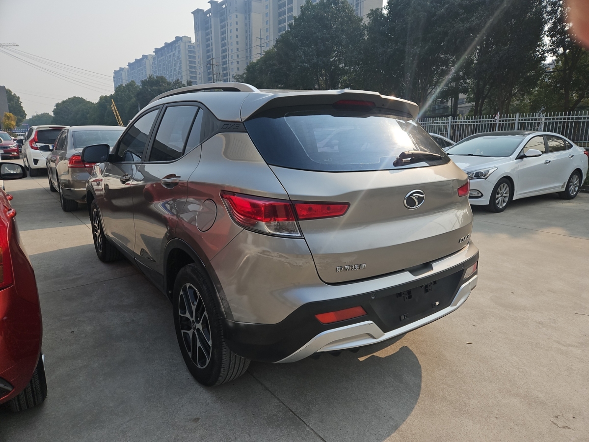 東南 DX3  2018款 1.5L 手動豪華型圖片