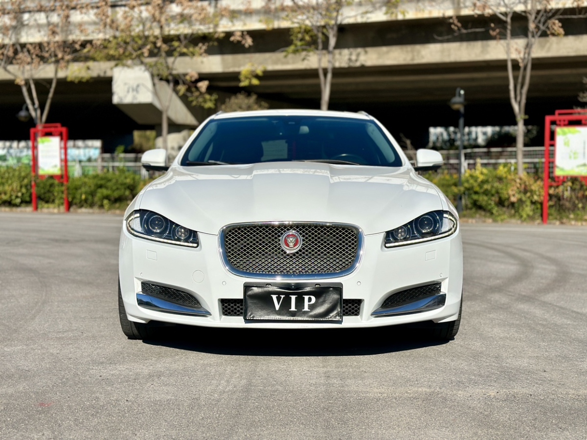 捷豹 XF  2015款 XF 2.0T Sportbrake 風(fēng)華版圖片