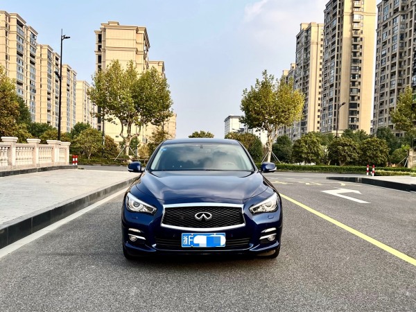 英菲尼迪 Q50L  2016款 2.0T 进取版