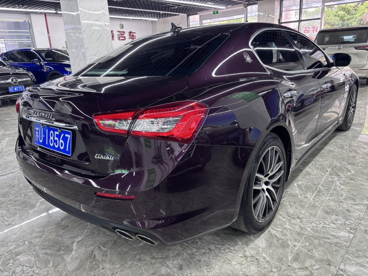 瑪莎拉蒂 Ghibli  2019款  3.0T 350Hp 標(biāo)準(zhǔn)版圖片