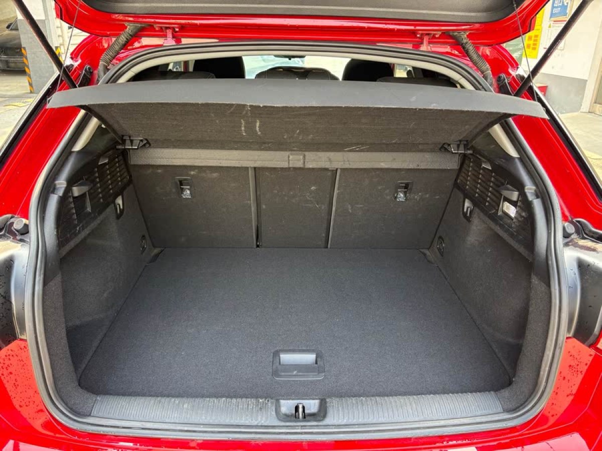 奧迪 奧迪Q2L  2024款 改款 35TFSI 進取動感型圖片