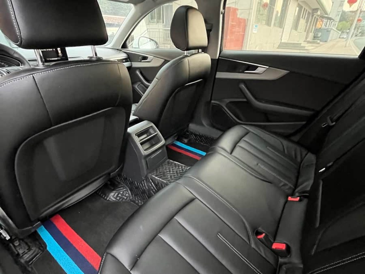 奧迪 奧迪A4L  2018款 30周年年型 40 TFSI 進取型圖片