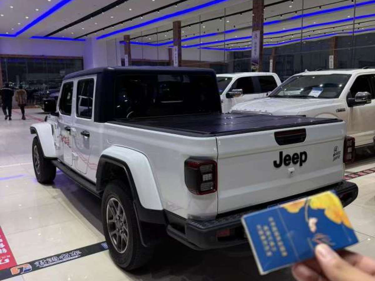 Jeep 角斗士  2023款 3.6L Overland圖片