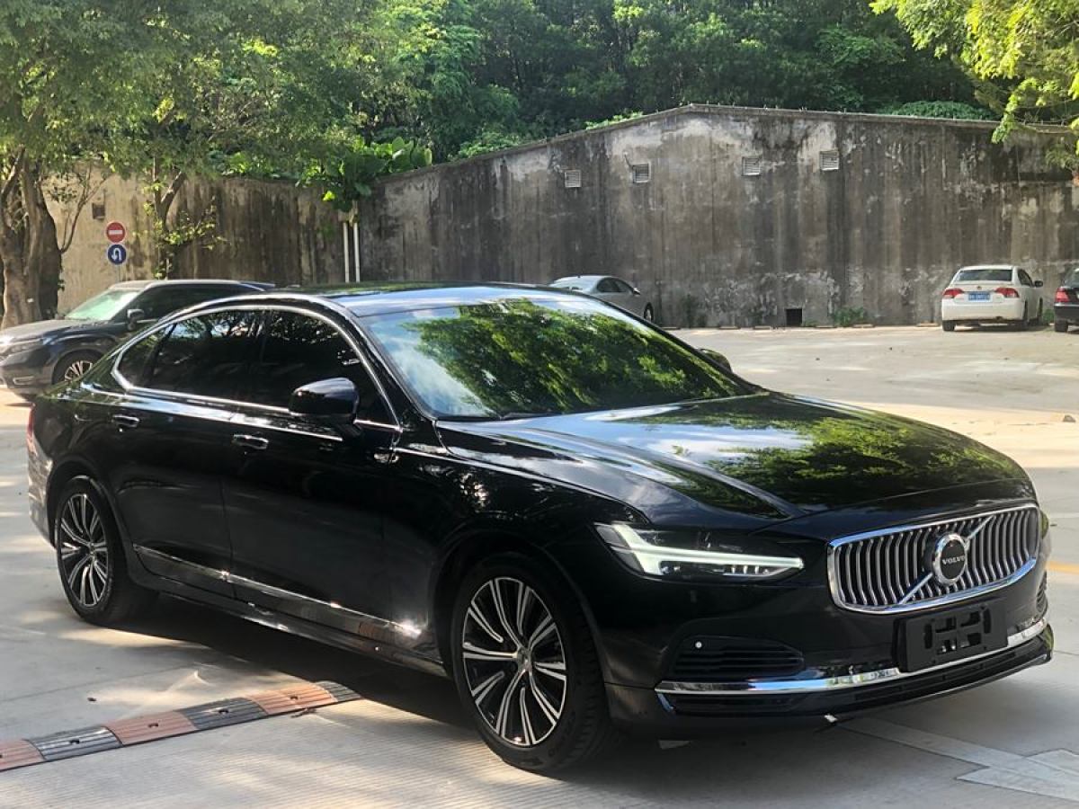 沃尔沃 S90新能源  2021款 T8 E驱混动 智逸豪华版图片