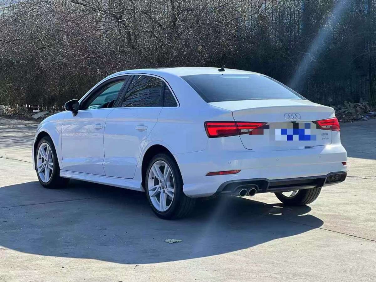 奧迪 奧迪A3  2020款 Sportback 35 TFSI 時(shí)尚型圖片