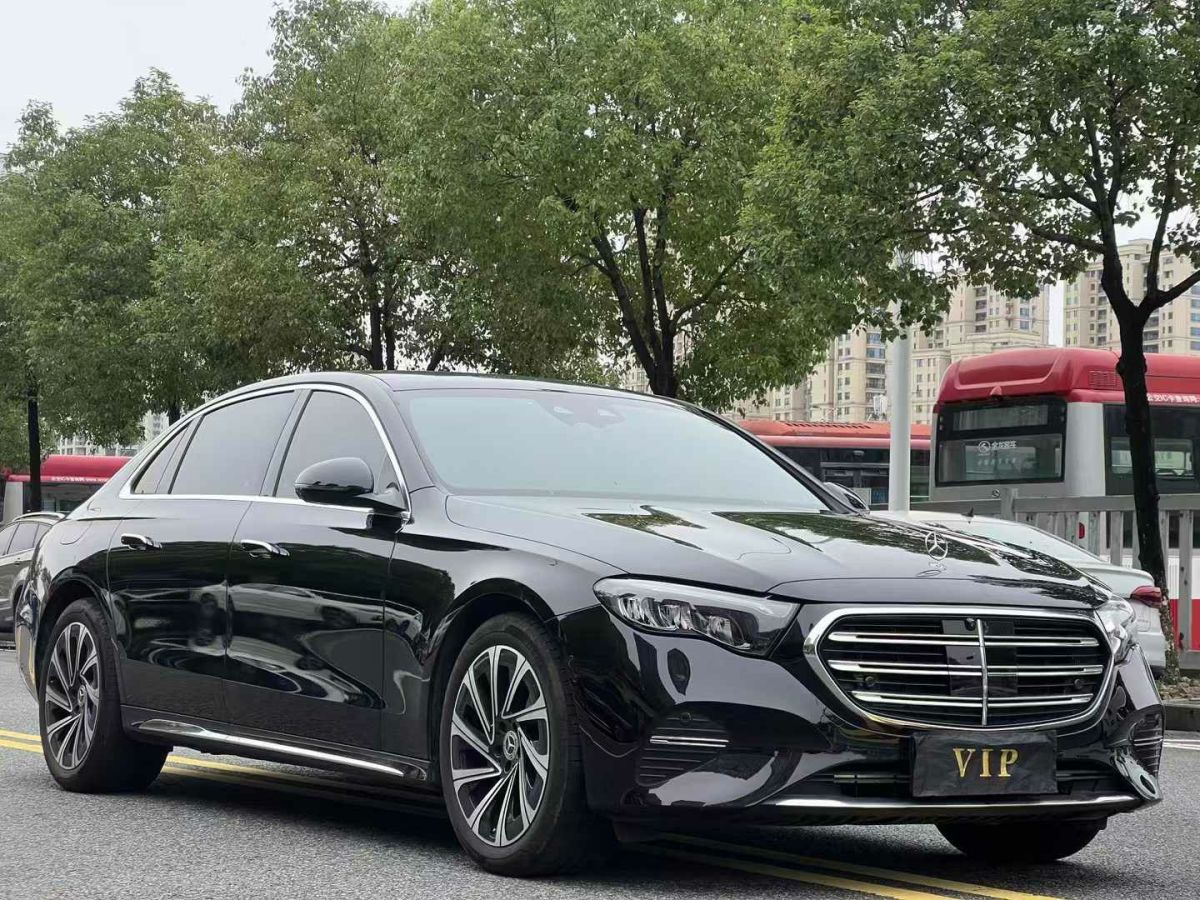 奔馳 奔馳E級  2024款 E 300 L 豪華型圖片