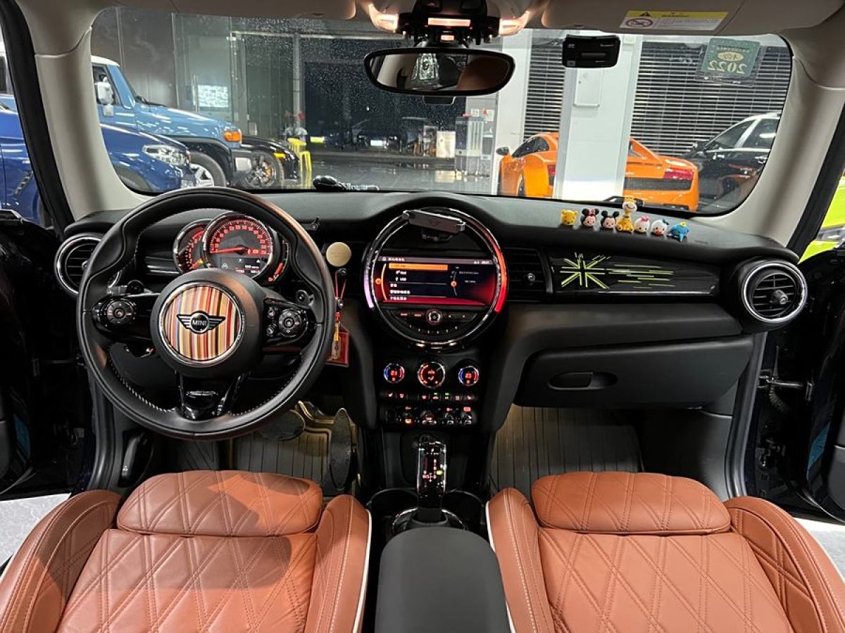 MINI MINI  2019款 2.0T COOPER S 藝術(shù)家圖片