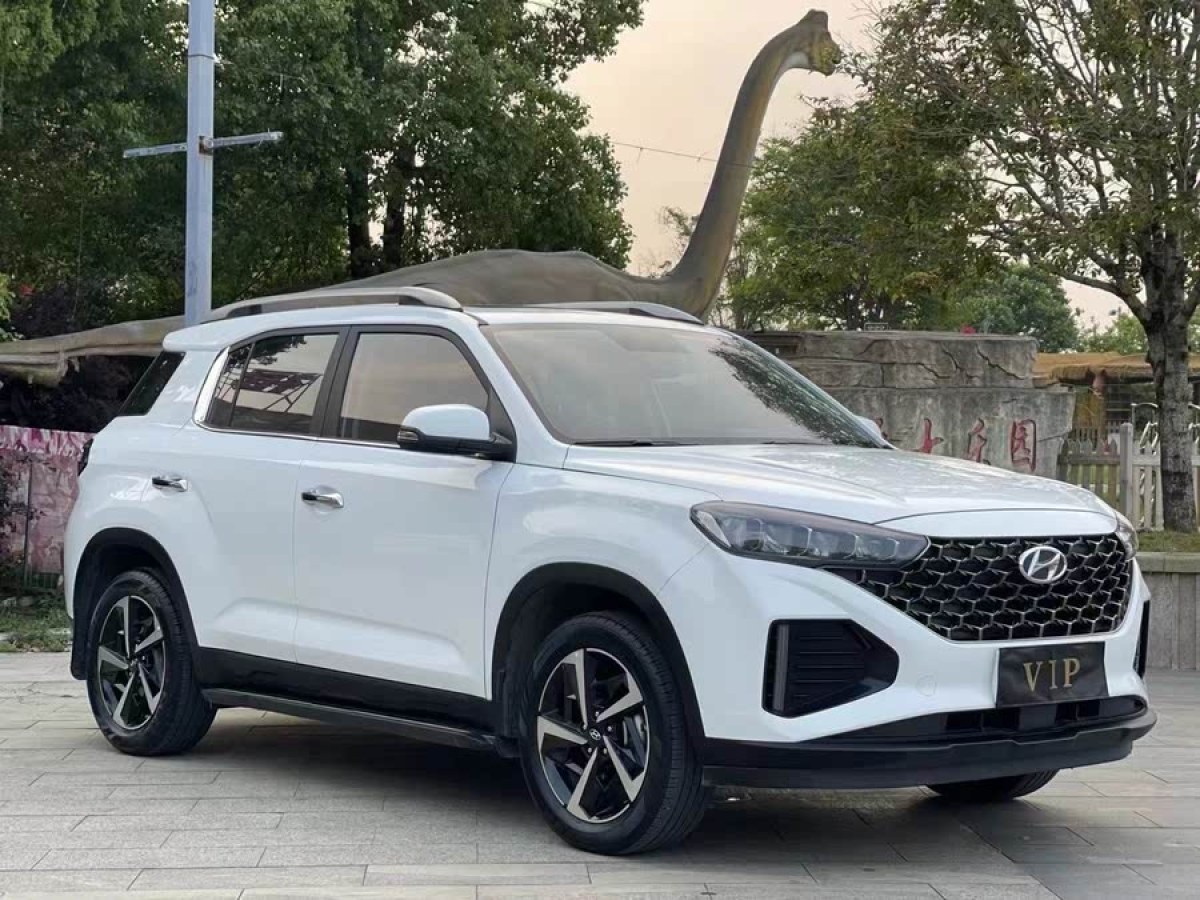 現(xiàn)代 ix35  2021款 2.0L 自動(dòng)兩驅(qū)領(lǐng)先版GLS圖片