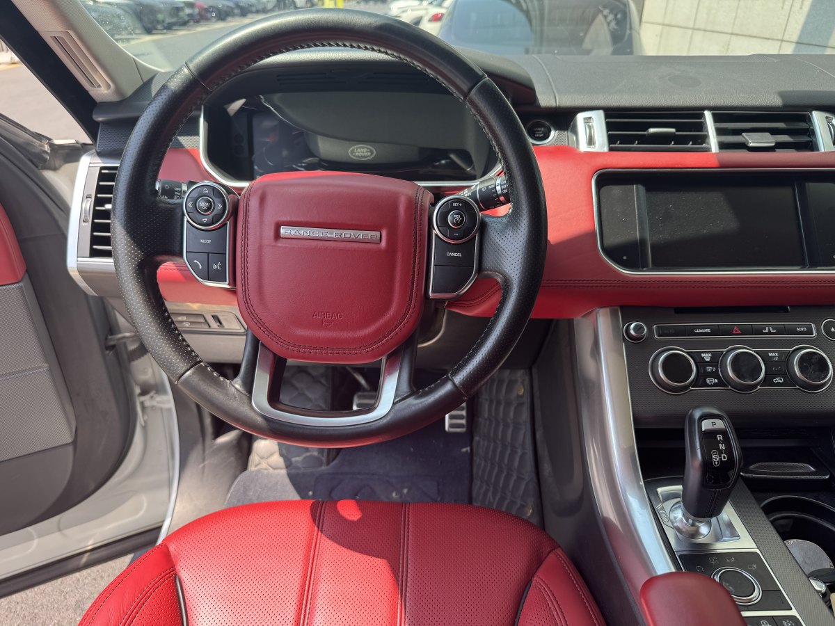 路虎 攬勝運動版  2014款 3.0 V6 SC HSE DYNAMIC圖片