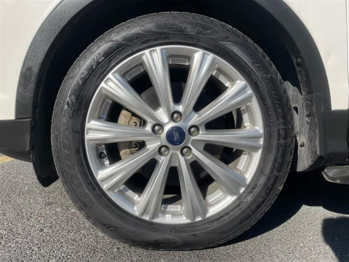 福特 翼虎  2018款 改款 EcoBoost 245 四驅(qū)豪翼型圖片