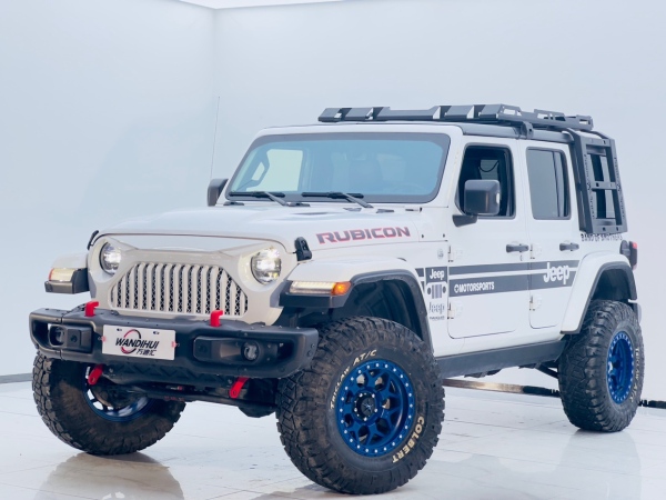 Jeep 牧马人  2019款 2.0T Sahara 四门版 国VI