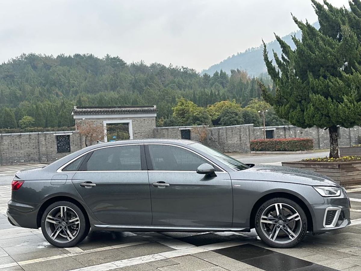 奧迪 奧迪A4L  2020款 40 TFSI 豪華動感型圖片